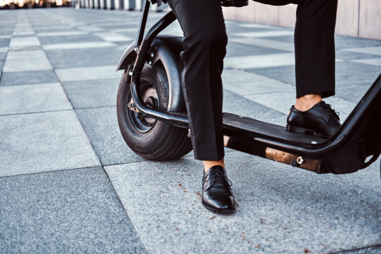Scooters With Seats – My Top Adult eScooters with Seats💺